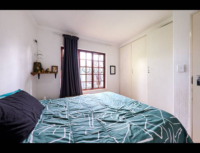 2 BEDROOM SECTIONAL TITLE FOR SALE IN HALFWAY GARDENS